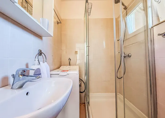 Apartamento Ana-2 By Interhome