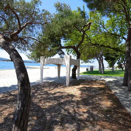 Ana-2 By Interhome *