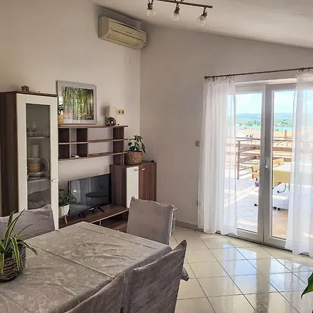 Ana - Big351 By Interhome *