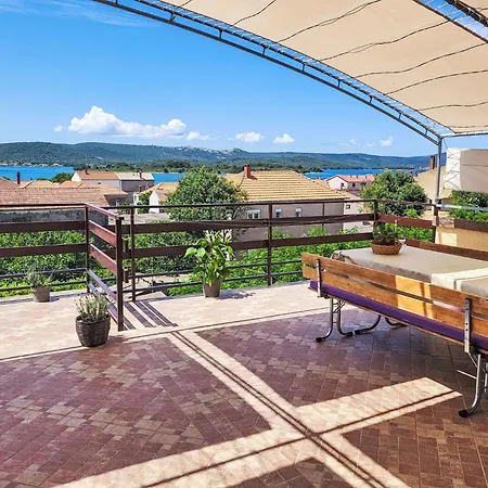 Apartamento Ana-2 By Interhome Turanj