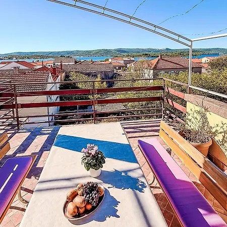 아파트 Ana-2 By Interhome